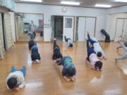 プランクにて体幹強化