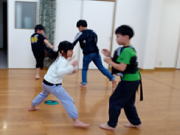 空手 矢口が丘教室 組手稽古の様子