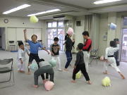 深川空手教室 風船トレーニング